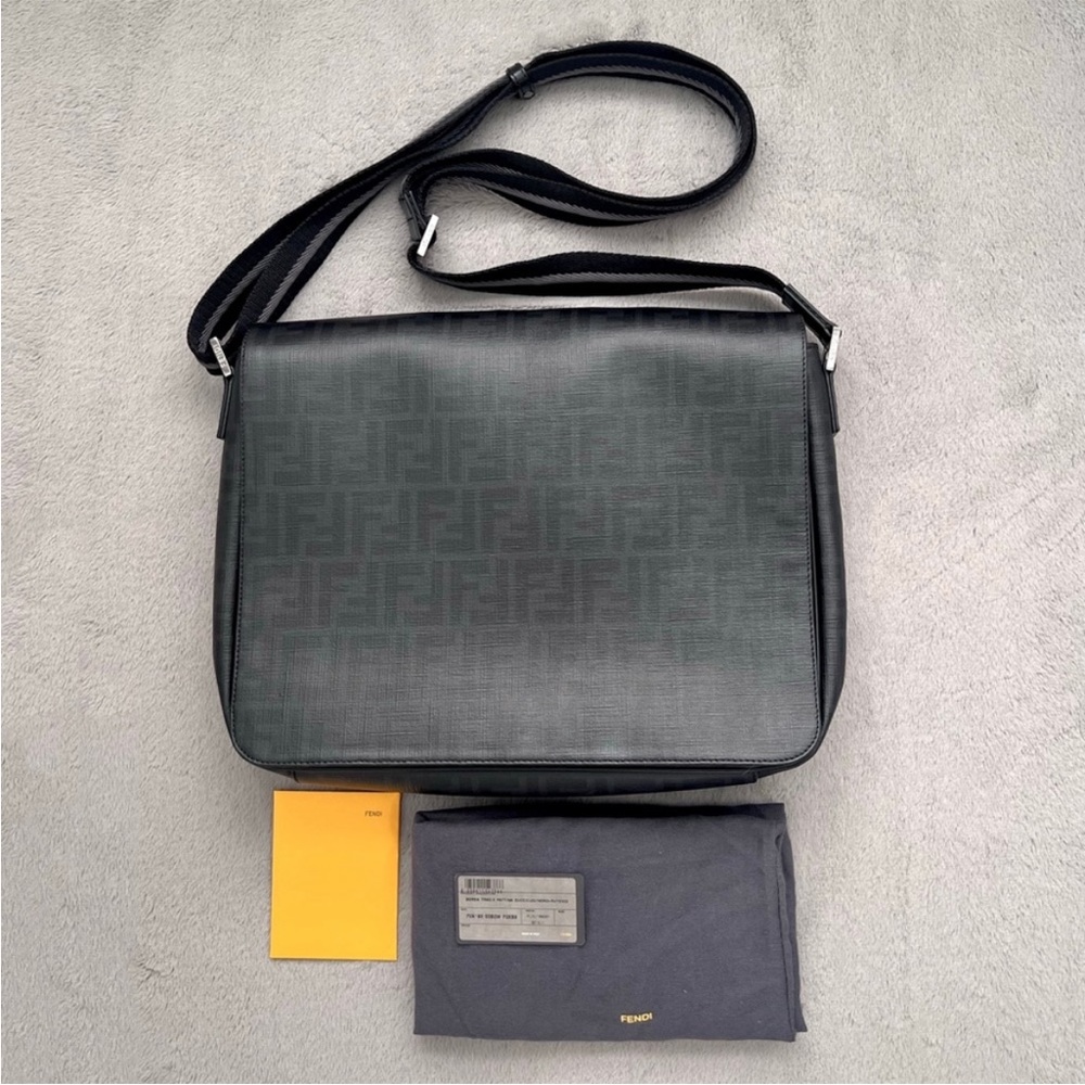 Fendi Zucca messenger bag